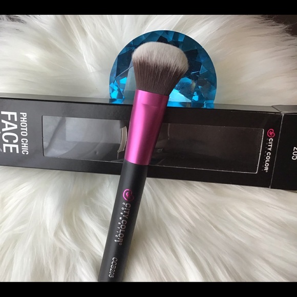 Face brush - Picture 2 of 5